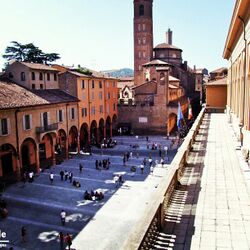 Piazza verdi giorno pulita 2.jpg