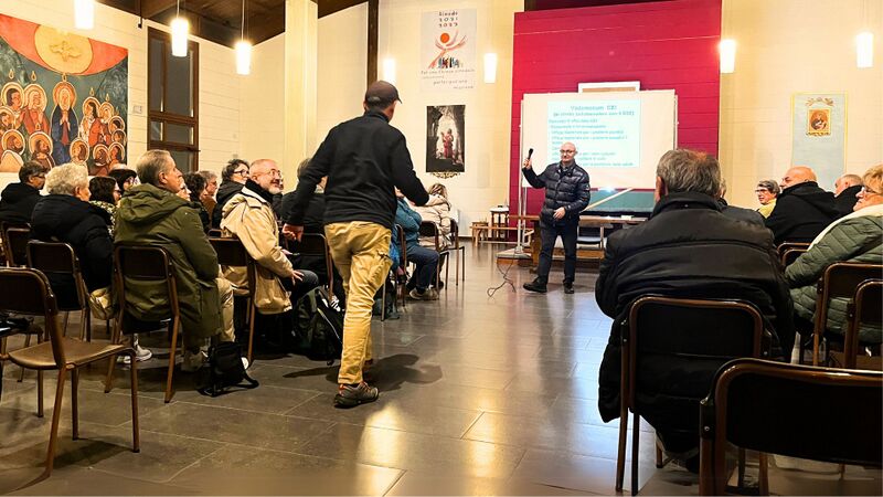 File:Cento OLA 1 (1).jpg