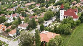 Patterns of the built environment in Törölbálint